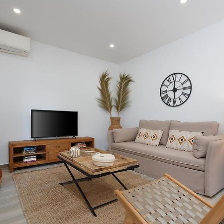 Amazing Beach House With Balcony Lagos Bagian luar foto