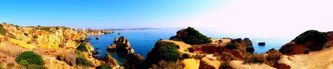 Amazing Beach House With Balcony Lagos Bagian luar foto