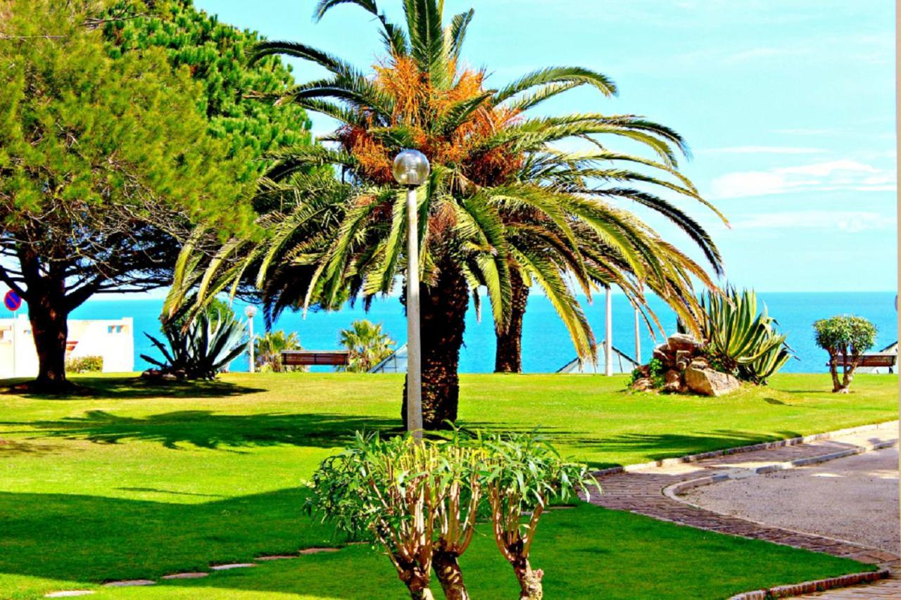 Amazing Beach House With Balcony Lagos Bagian luar foto