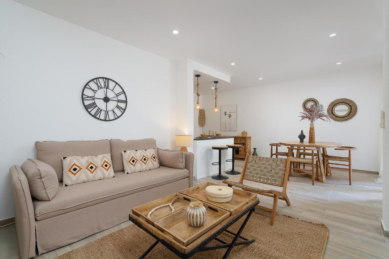 Amazing Beach House With Balcony Lagos Bagian luar foto