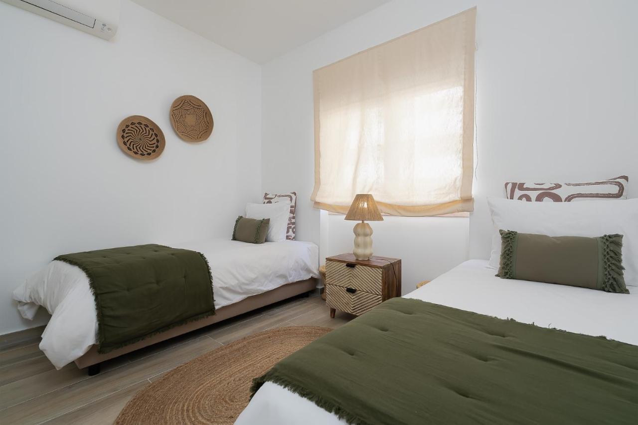 Amazing Beach House With Balcony Lagos Bagian luar foto