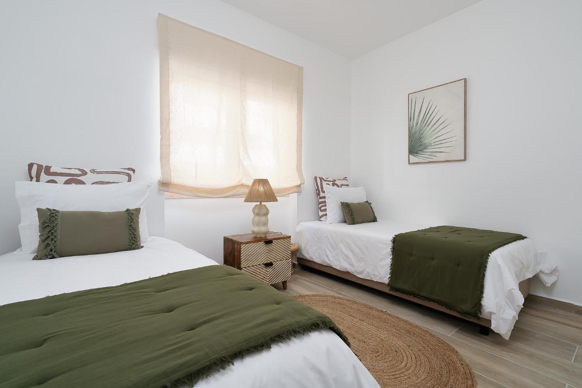 Amazing Beach House With Balcony Lagos Bagian luar foto
